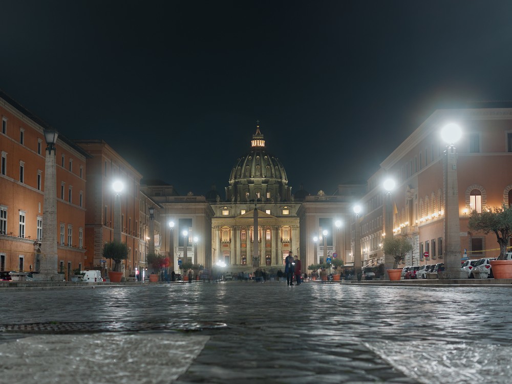 San Pietro at night, Rome